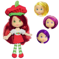 Charlotte aux Fraises: Fraisi poupée câline