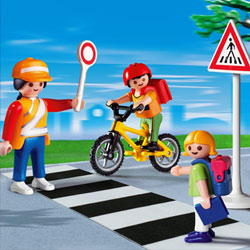 4328-Agent de sécurité et écoliers
