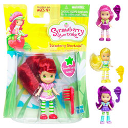 Mini poupée Charlotte aux fraises