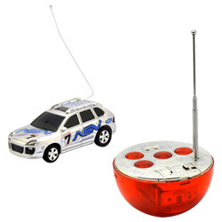 Oeuf Mini Car Radiocommandé 1/64ème