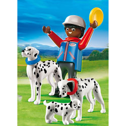 5212-Famille de Dalmatiens