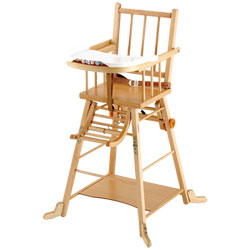 Chaise haute transformable en bois vernie