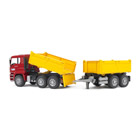 Camion benne avec une remorque