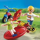 4764-Enfants avec jouets