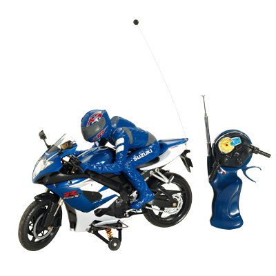 Moto Suzuki avec Pilote