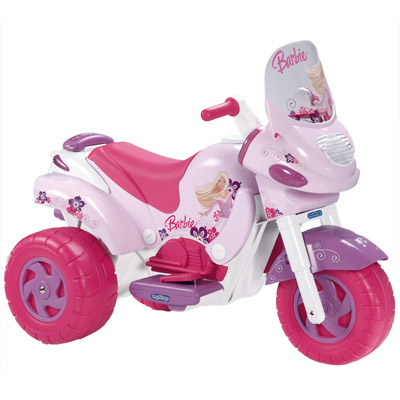 Grinta Barbie électrique - Peg Perego - :.! La 1ère moto des petites filles. Une super moto 3 roues, avec vrombissement du moteur, klaxon, lumières clignotantes, pédales d'accélérateur et frein à la pédale. Fonctionne avec 1 batterie 6V fournie, et 2 piles LR06
