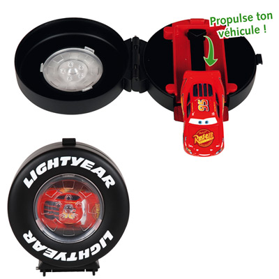 Roues à propulsion et véhicule Cars
