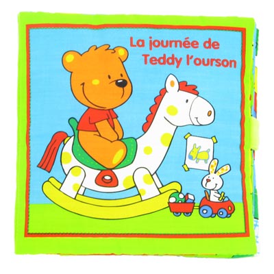 Livre d'éveil en tissu