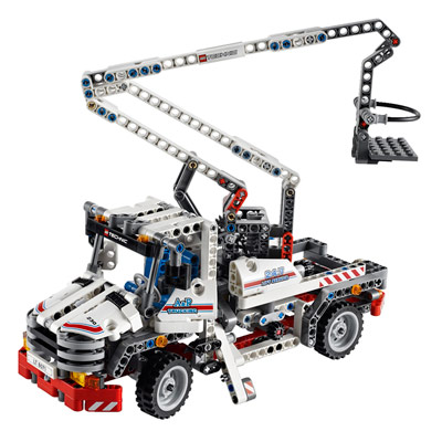 8071-Le camion nacelle
