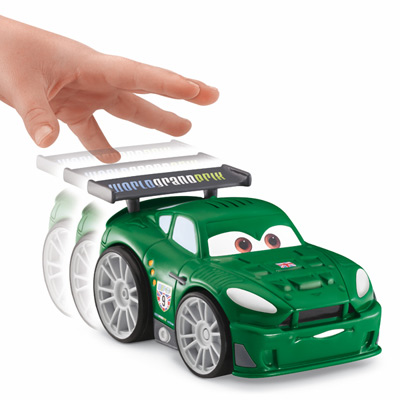 Shake and Go Cars 2 A Martin
