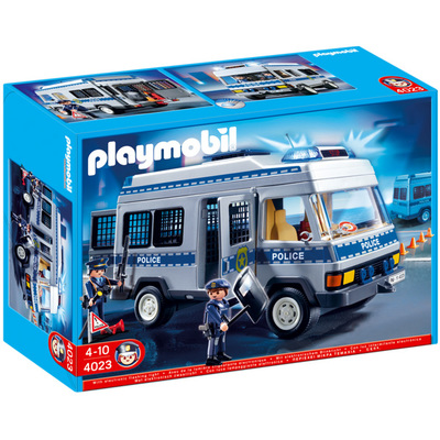 4023-Fourgon équipé et policiers