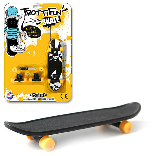 Un mini skate de 10 cm livré avec les accessoires nécessaires pour le montage du skate... Modèles assortis. Vendu à l'unité !
