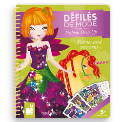 Carnet défilés de mode fées et licornes