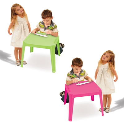 Table carrée pour enfant