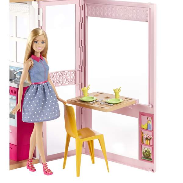 barbie poupeé en francais maison