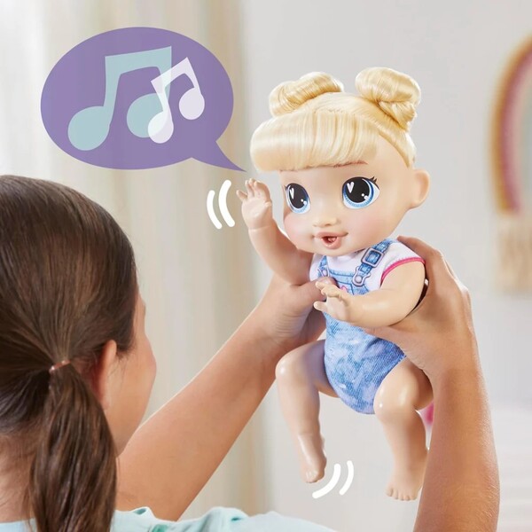 Baby Alive - Harper Hugs - Marche à 4 pattes