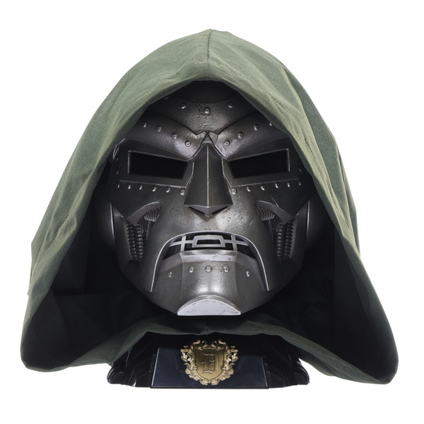Casque de cosplay premium de Doctor Doom - Marvel Legends Series
