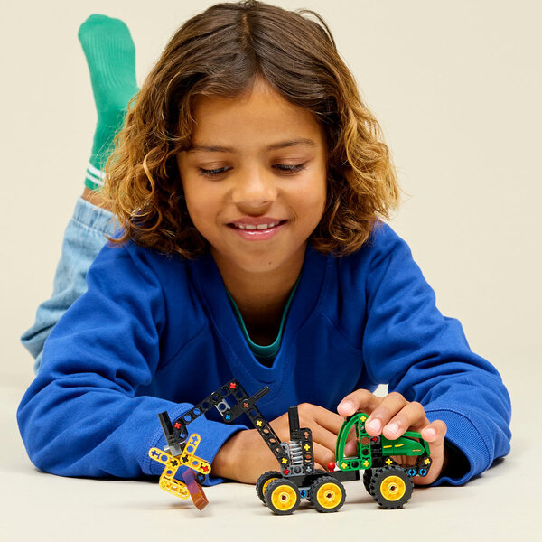 42218 - LEGO® Technic - L’abatteuse John Deere 1470H