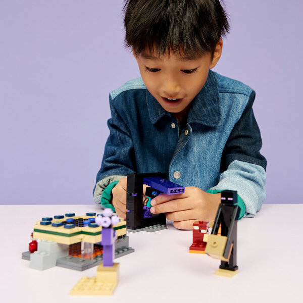 21584 - LEGO® Minecraft - Voyage à travers les Portails du Nether et de l’Ender