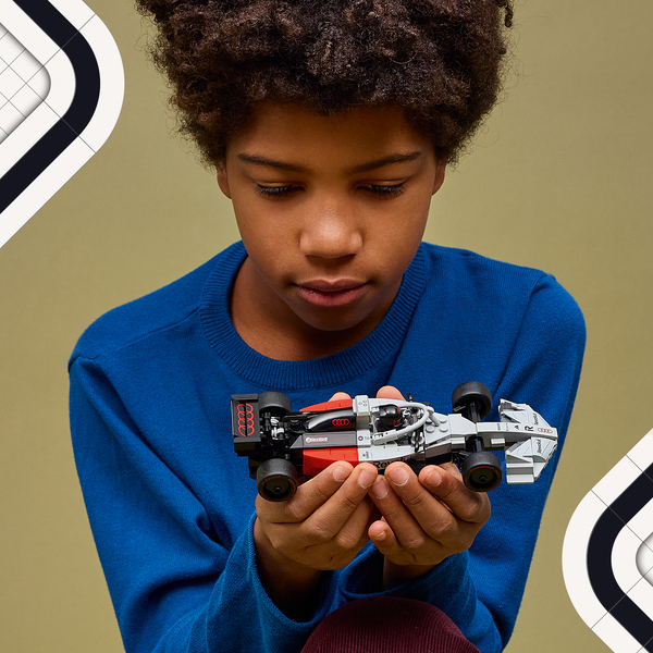 77259 - LEGO® Speed Champions - Voiture de course Audi Revolut F1® Team R26