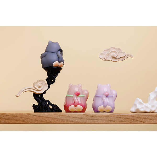 Mini figurine The SLLO en boîte mystère - Chat porte bonheur (modèle aléatoire)