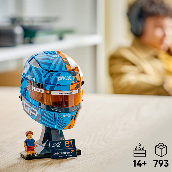 43017 - LEGO® Editions Formula 1 - McLaren Mastercard F1® Team Oscar Piastri Helmet