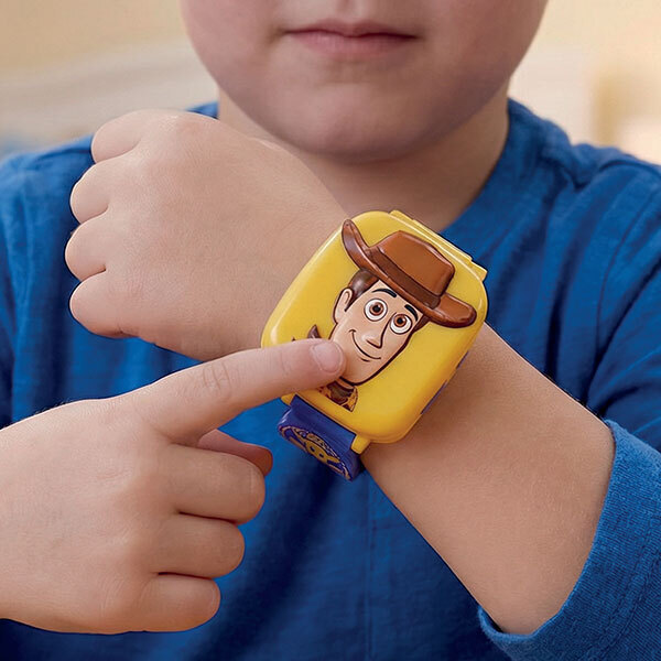 Toy Story 5 - La montre-jeu éducative de Woody
