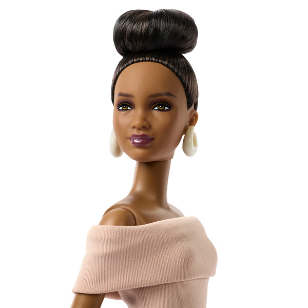 Poupée Barbie Signature Basics - Modèle 08