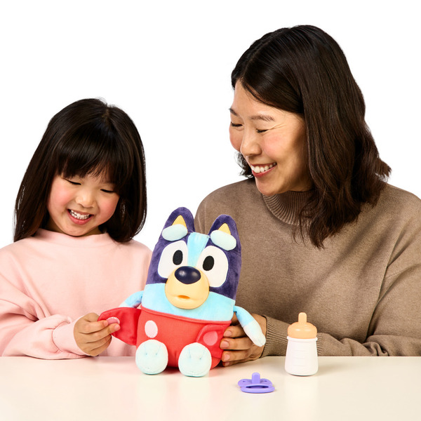 Peluche bébé Bluey câlins et soins