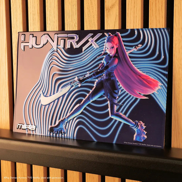 Plaque en aluminium KPop Demon Hunters - Mira - 20x30cm