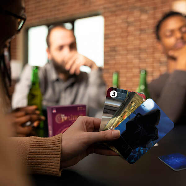 Les Traîtres - Le Jeu De Cartes