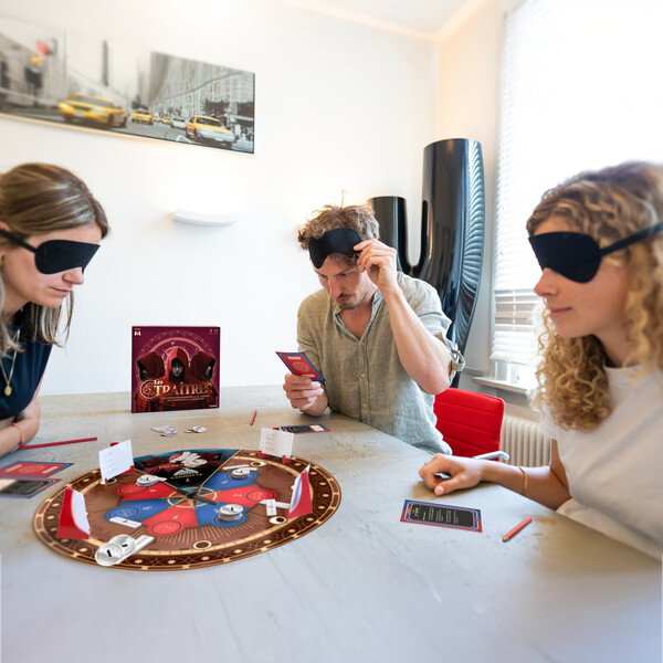 Les Traîtres - Le Jeu De Plateau