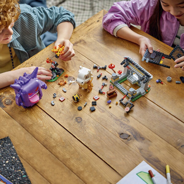 72166 - LEGO® Pokémon - SMART Play : L’affrontement terrifiant entre Osselait et Ectoplasma