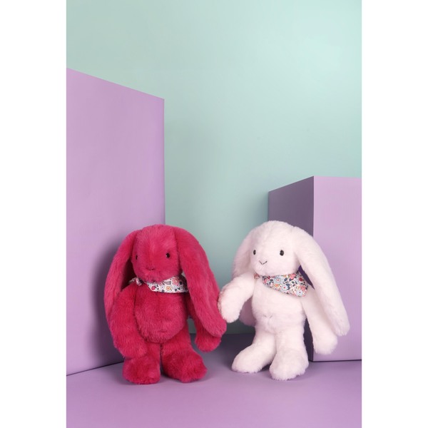 Peluche à câliner lapin fushia avec bandana