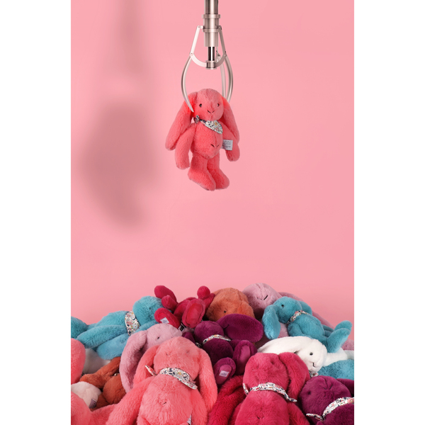 Peluche à câliner lapin corail avec bandana