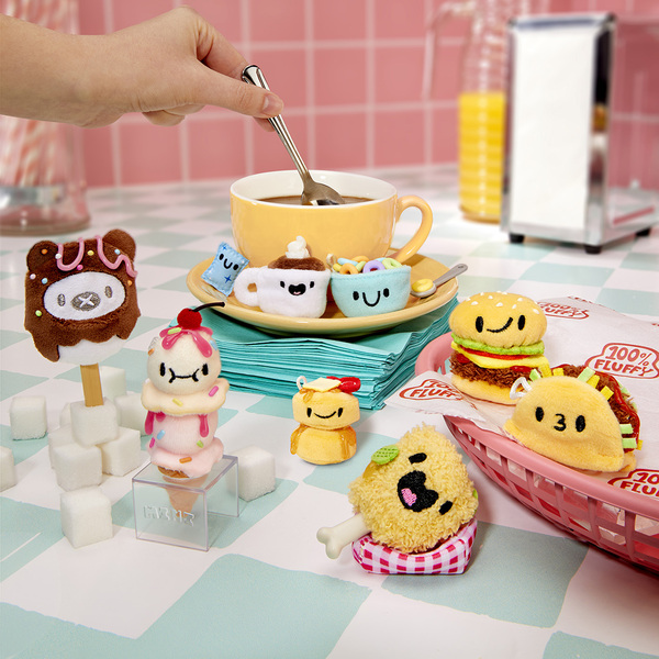 Miniverse Make It Mini Peluche (modèle aléatoire)