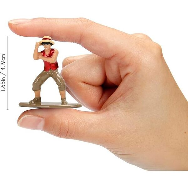 Figurine One Piece 4 cm (modèle aléatoire)
