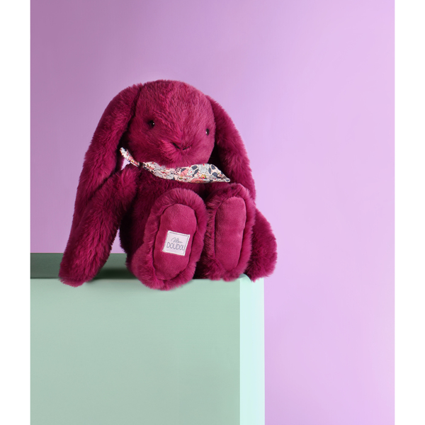Peluche à câliner lapin prune avec bandana