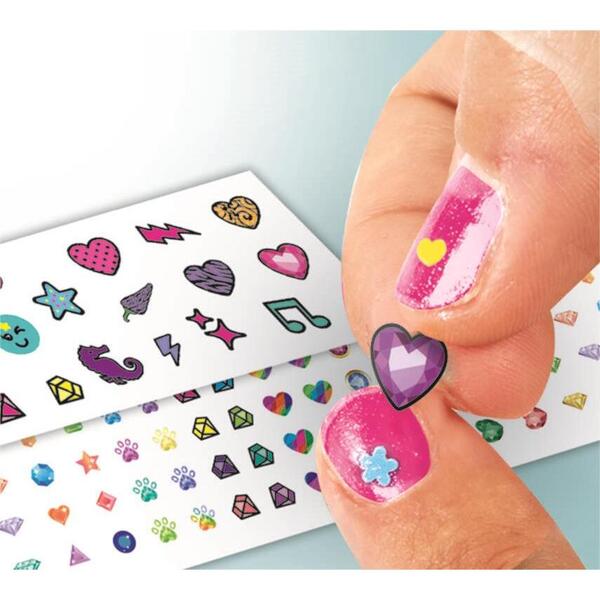 Nail art studio