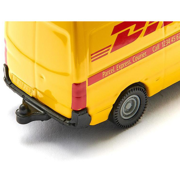 Camionnette postale DHL