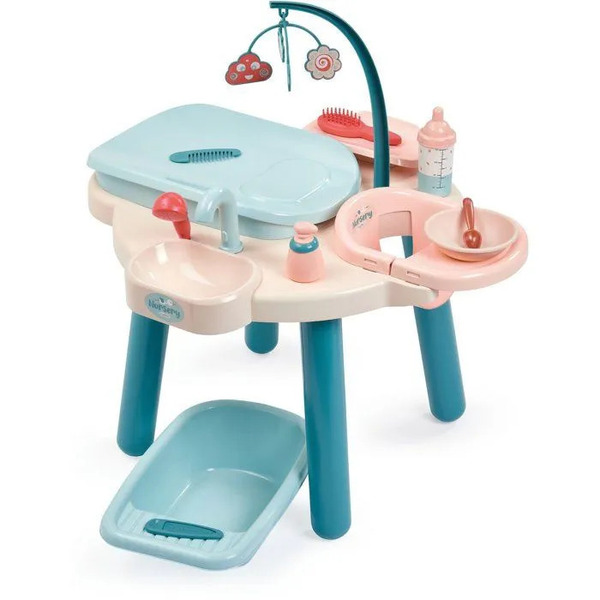 Table de nursery avec accessoires