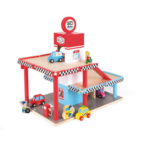 Garage station service en bois