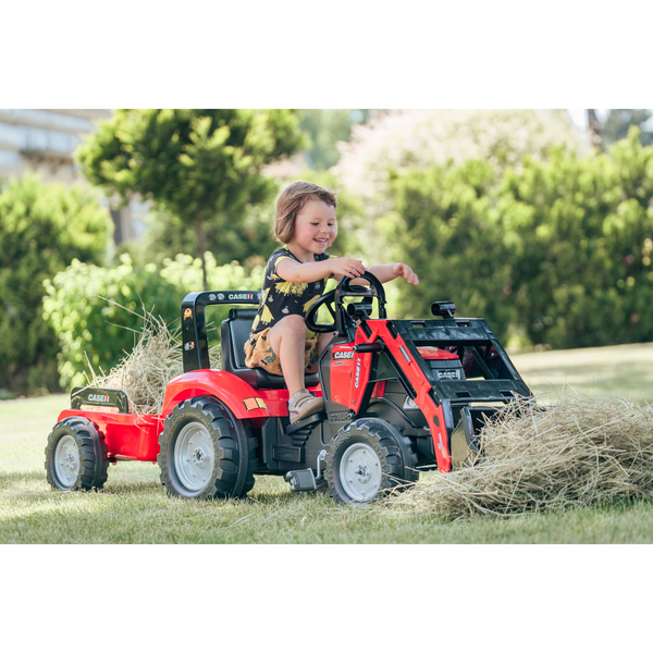 Tractopelle à pédales Case IH Puma 240 CVX avec remorque