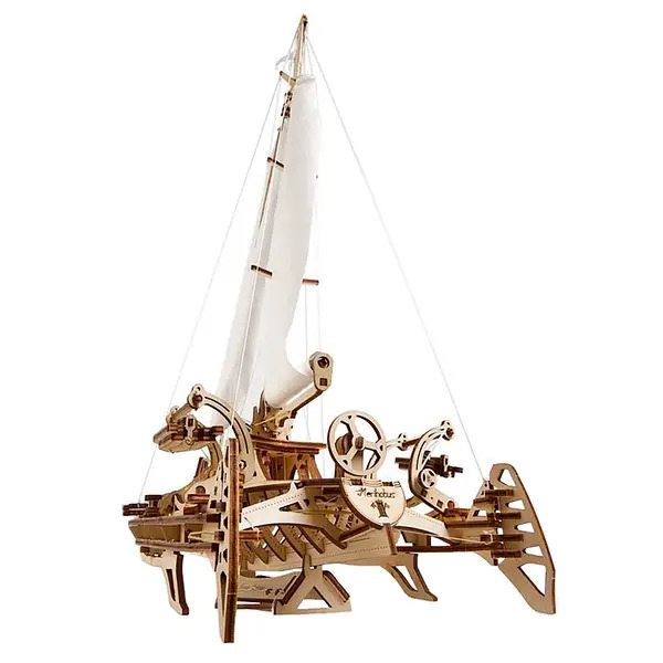 Bateau Trimaran Merihobus - Maquette en bois