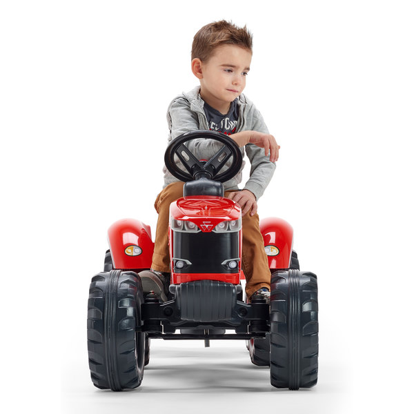 Tracteur à pédales Massey Ferguson rouge avec remorque