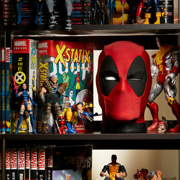Marvel Legends - Tête de Deadpool interactive  - Anglais