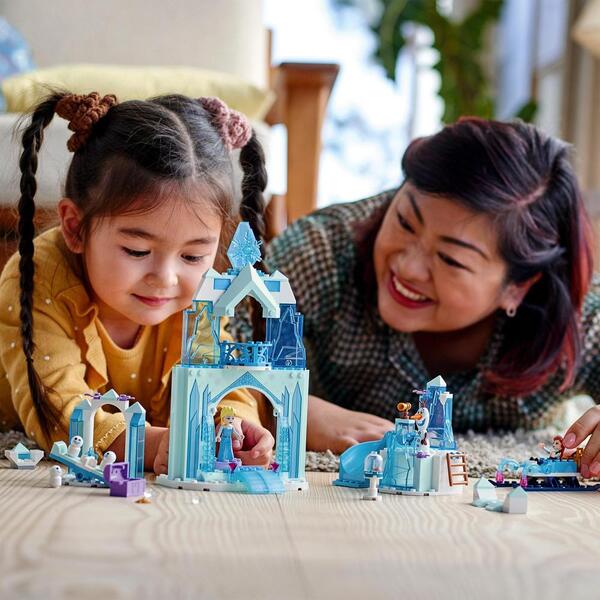 43194 - LEGO® Disney - Le monde féérique d’Anna et Elsa