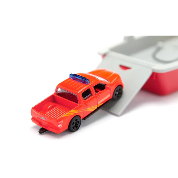Bateau de pompiers