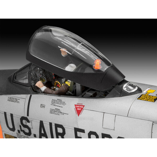 Maquette avion F-86D Dog Sabre