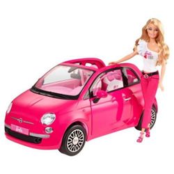 Barbie et sa Fiat 500